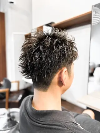 メンズ ブリーチカラー🔥 パーマ【佐々木凌平】のヘアスタイル
