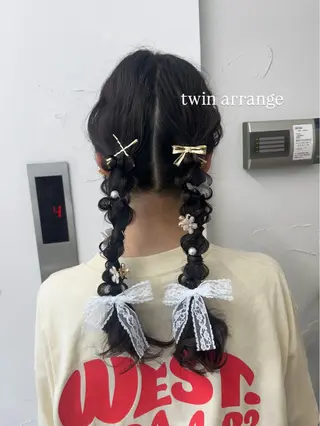 ヘアアレンジ monaヘアアレンジ 🎀/お呼ばれのヘアスタイル