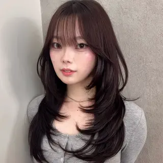 セミロング ハッシュカット🖤✨ 顔周り/韓国ヘアのヘアスタイル