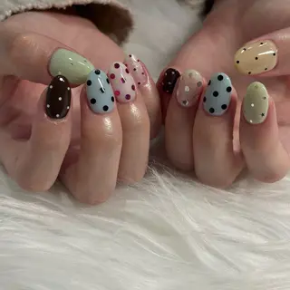 ネイル Bianca SHIRANEの眉毛・アイブロウイメージ