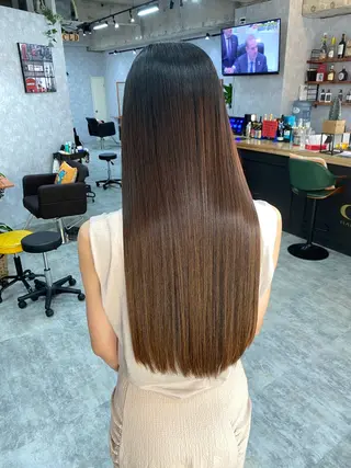 ロング シールドヘアー/那覇 /縮毛矯正/ブリーチのヘアスタイル