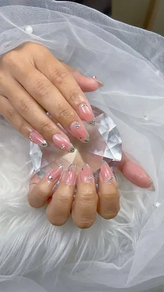 ネイル Mio_ Noiranailのネイルデザイン