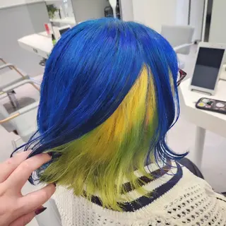 ミディアム カラー 推しアニメカラー🌈 ツヤ透明感カラー🦄のヘアスタイル