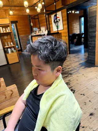 ショート メンズ 古賀 雄大のヘアスタイル