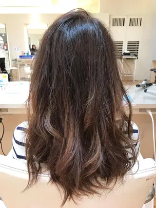 ミディアム セミロング ロング カラー タジマ ヤスヒサのヘアスタイル
