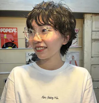 ショート カラー パーマ ヘアアレンジ キッズ デザインパーマ メンズカット 郁美のヘアスタイル