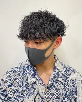 パーマ メンズ 🟦メンズパーマ🟦 横浜駅｜小上馬淳司のヘアスタイル