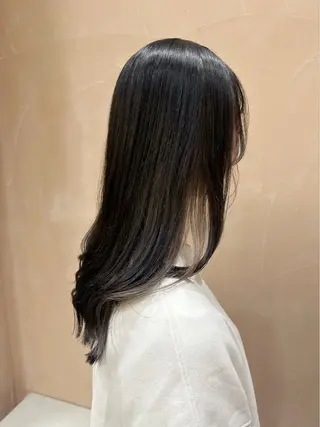 ロング 越後 遥/ 透明感カラー🪞🤍のヘアスタイル