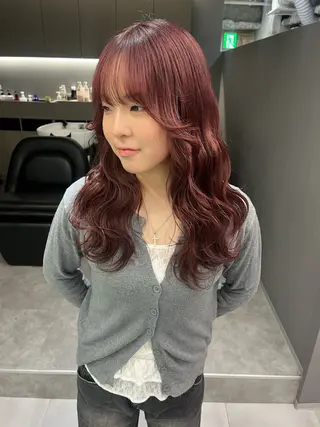 ロング Lote.所属・mei ブリーチのヘアスタイル