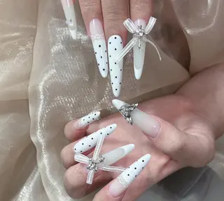 ネイル Pure&Rich Nailのネイルデザイン