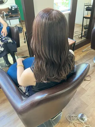 セミロング カラー 🍀髪質改善、カラー TAICHI🍀のヘアスタイル