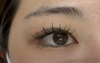 パーマ 田中 もえのマツエク・マツパデザイン