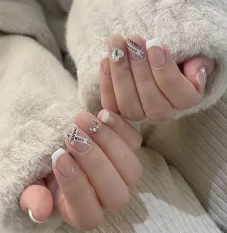 ネイル Queens ひなのネイルデザイン