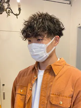 ショート パーマ メンズ JINKIメンズ特化 メンズカットパーマのヘアスタイル