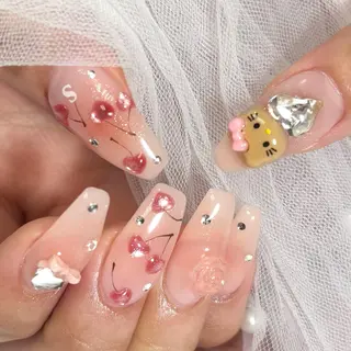 ネイル émure. パラジェル認定サロンのネイルデザイン