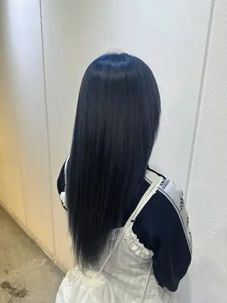 ロング カラー 聖菜/ hina /レイヤー/艶カラーのヘアスタイル