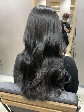 ロング 【お悩み解決のプロ】 ハヤシタクミのヘアスタイル