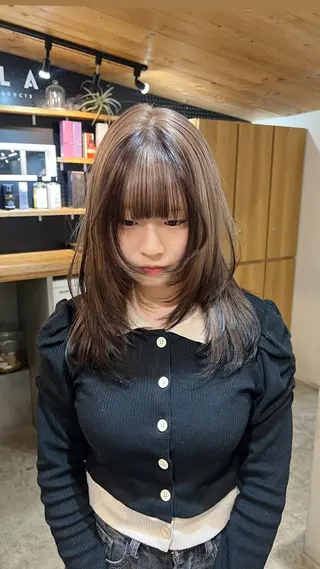 セミロング 暖色カラー/レイヤー カット☁️MEI☁️のヘアスタイル