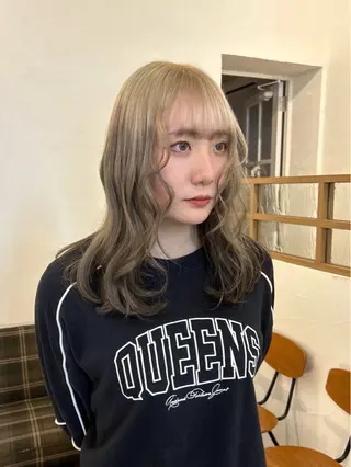 ロング カラー 水谷 優華のヘアスタイル