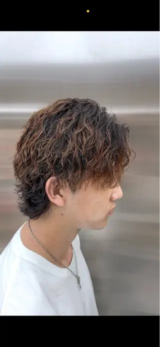ミディアム パーマ メンズ fifth park 六反穂 龍介のヘアスタイル
