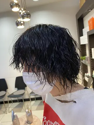 ショート メンズ 酸スト/フェザー パーマ/三谷海斗のヘアスタイル