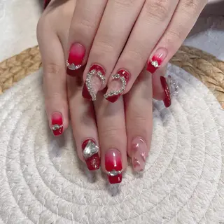 ネイル uu ネイルサロン関内🌼のネイルデザイン