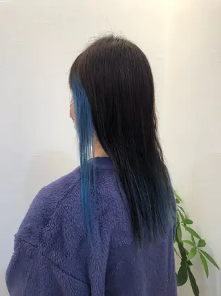 カラー ツノガイ エリのヘアスタイル