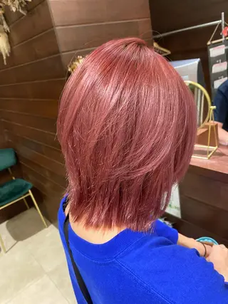 ショート カラー 網代 志帆のヘアスタイル