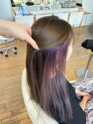 カラー 浅岡 二葉のヘアスタイル