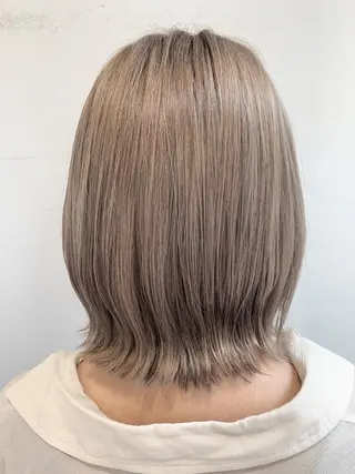 ミディアム カラー 🦖鶴岡 香純🦖のヘアスタイル