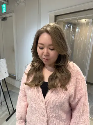 セミロング 新宿/顔周りカット +レイヤー＝しずく♩のヘアスタイル