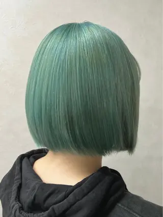ショート カラー 🌷かわばた めい🌷のヘアスタイル
