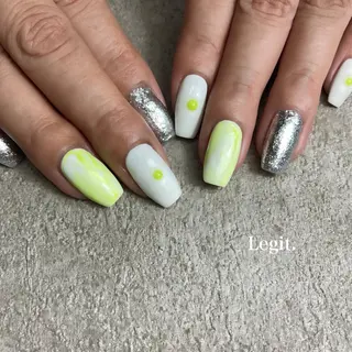 ネイル Legit nail salonのネイルデザイン
