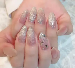 ネイル VIVIAN リサのネイルデザイン