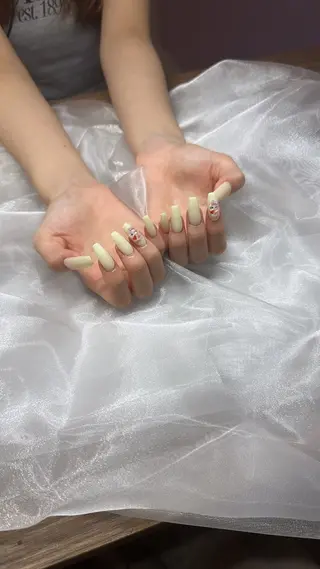 ネイル eub. kanamoriのネイルデザイン