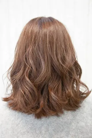 ミディアム カラー お得なクーポン掲載▼ 🌷三國祐美🌷のヘアスタイル