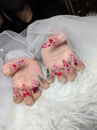 ネイル Queen Nail 柏店　クイーンネイルのネイルデザイン