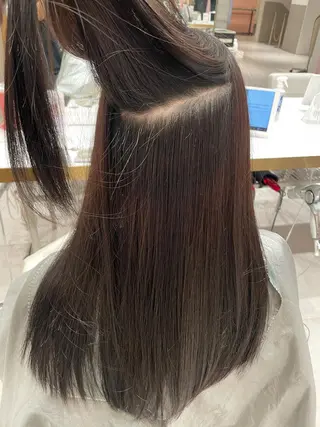 セミロング レイヤーカット/透明 感カラー🐬永井瑠栞のヘアスタイル