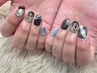 ショート SyiSyu なんば本店のネイルデザイン