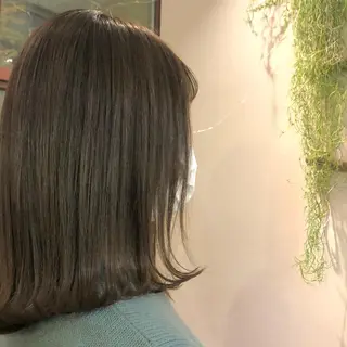 ミディアム ニイムラ ミキのヘアスタイル