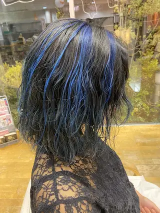 カラー 山本 瑠華のヘアスタイル