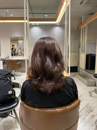 ミディアム カラー 似合わせカット /宮本セナのヘアスタイル