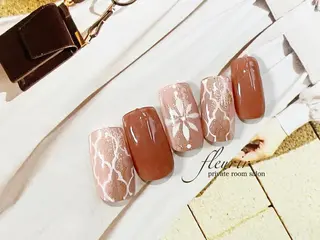ネイル フルリール 【プライベートサロンのネイルデザイン