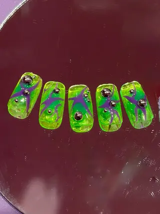 ネイル PINS16✴︎ 原宿ネイリストumiのネイルデザイン