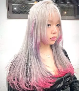 ロング カラー ハイトーンカラー/ hinata🪽のヘアスタイル