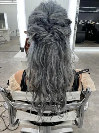 ヘアアレンジ 韓国風レイヤー ハイトーンRYOTAのヘアスタイル