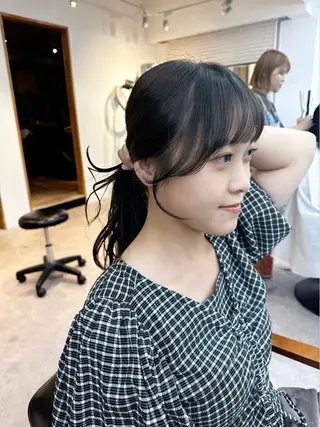 ミディアム カラー パーマ ヘアアレンジ メンズ キッズ レイヤーカット／顔周 りカット/縮毛矯正のヘアスタイル