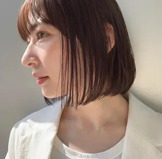 ミディアム 酸性ストレート/ブリ ーチなしWカラー河本のヘアスタイル