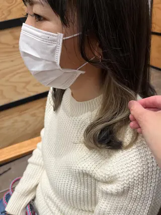 ミディアム カラー パーマ ヘアアレンジ メンズ キッズ ネイル マツエク・マツパ アイブロウ 久木原 ゆりのヘアスタイル