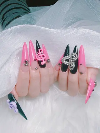 ネイル W·mai nail 関内のネイルデザイン